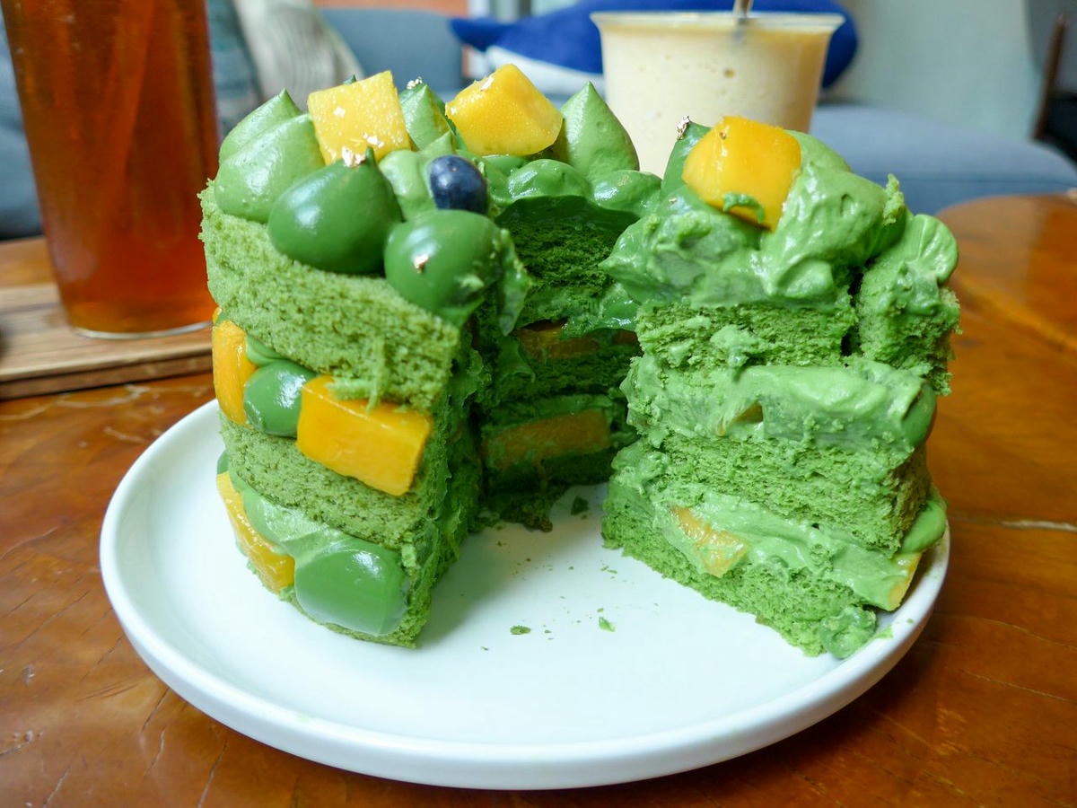 [食記][台中市] 萊姆16手作甜點 Lime16 Patisserie — 隱身巷弄住宅區內溫馨療癒甜點店，濃抹又口感層次豐富的抹茶戚風杯。