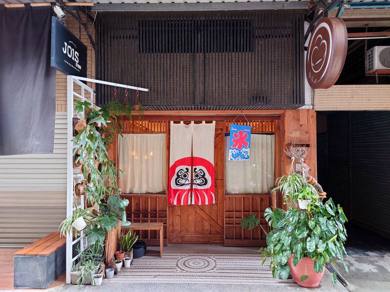 [食記][高雄市] 鹽埕町冰菓室 — 濃抹的小山園抹茶刨冰，夏日芒果季必吃芒果抹茶刨冰。