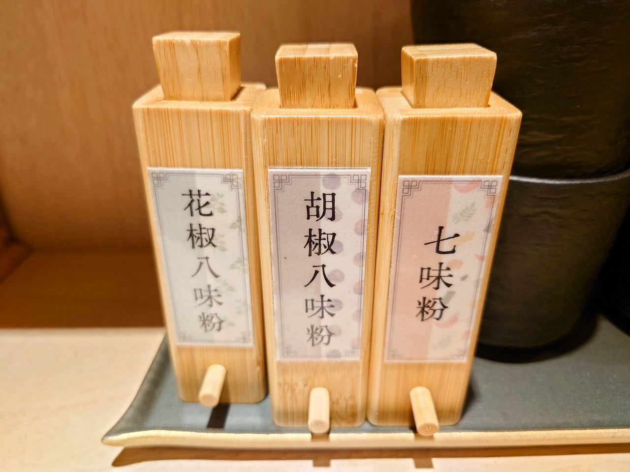 [食記][台北市] 天鷄麵屋坊 — 隱家拉麵新品牌主打雞白湯拉麵，每日限量放入一整隻油封雞腿的爆極雞白湯拉麵。