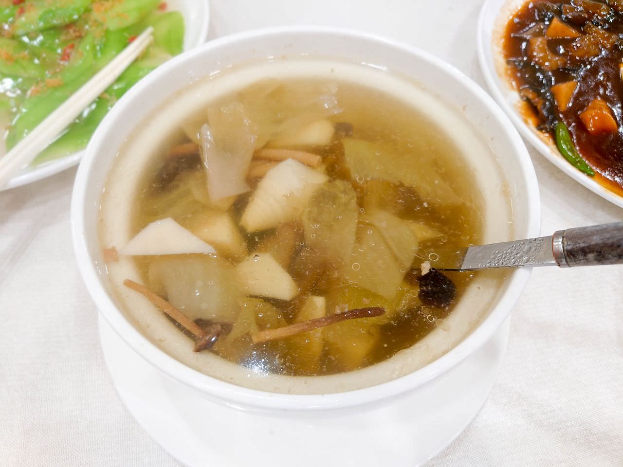 [食記][台中市] 沁園春 創始店 — 台中在地擁有75年歷史的老牌上海菜和江浙料理餐廳