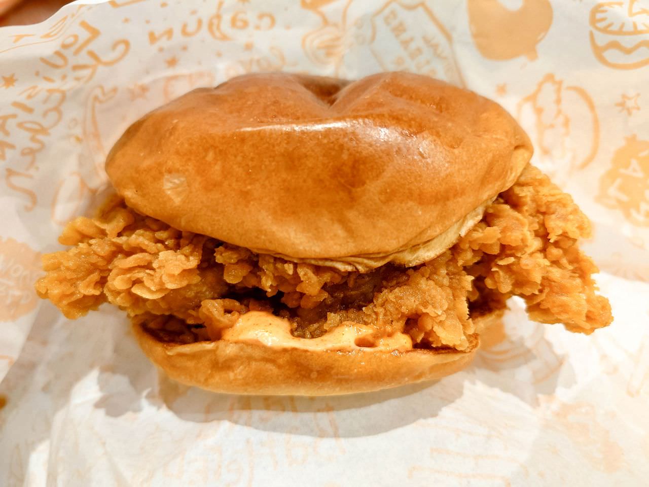 [食記][台北市] Popeyes Chicken 台北許昌店 — 來自美國路易斯安那州炸雞名店來台開店，以秘製肯瓊香料醃製的炸雞。
