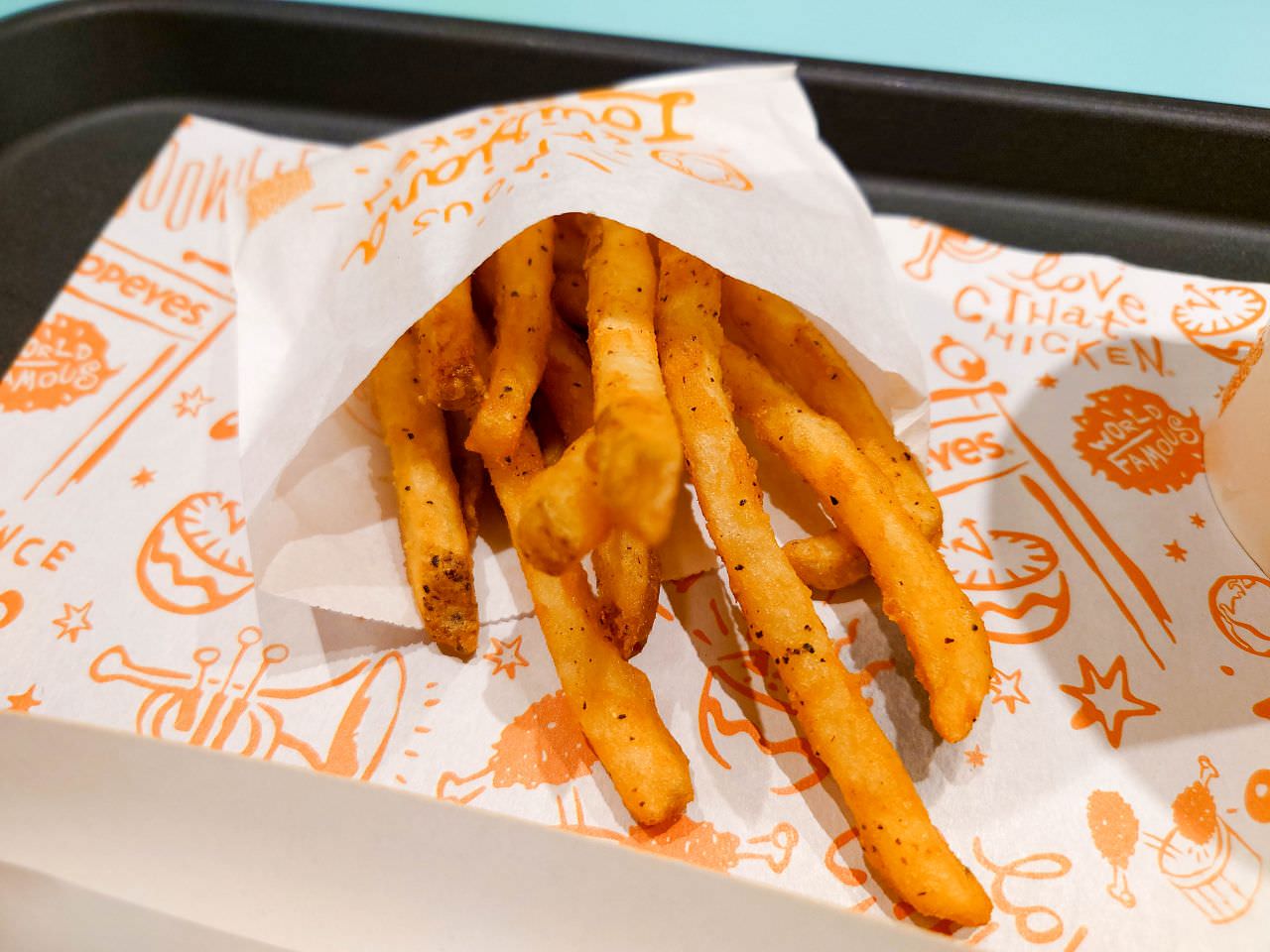 [食記][台北市] Popeyes Chicken 台北許昌店 — 來自美國路易斯安那州炸雞名店來台開店，以秘製肯瓊香料醃製的炸雞。