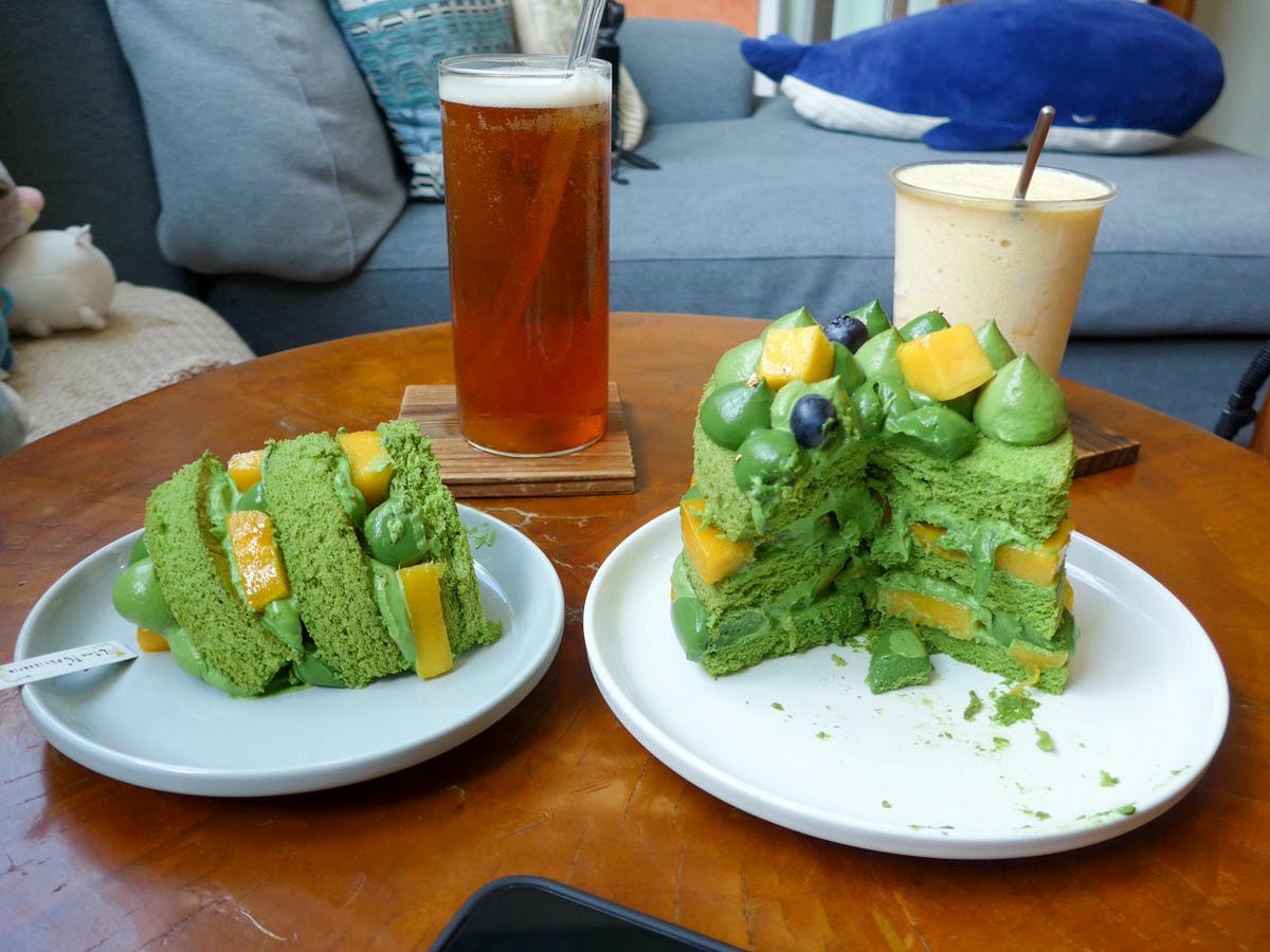 [食記][台中市] 萊姆16手作甜點 Lime16 Patisserie — 隱身巷弄住宅區內溫馨療癒甜點店，濃抹又口感層次豐富的抹茶戚風杯。