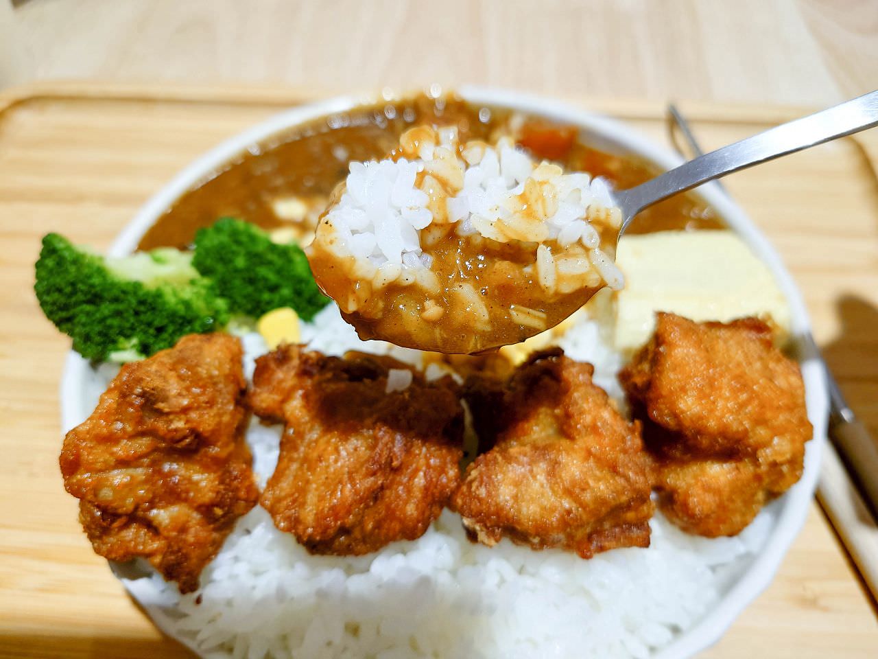 [食記][新北市][板橋區] 日日咖哩 — 板橋裕民街夜市內日本老闆開的平價咖哩專賣小店
