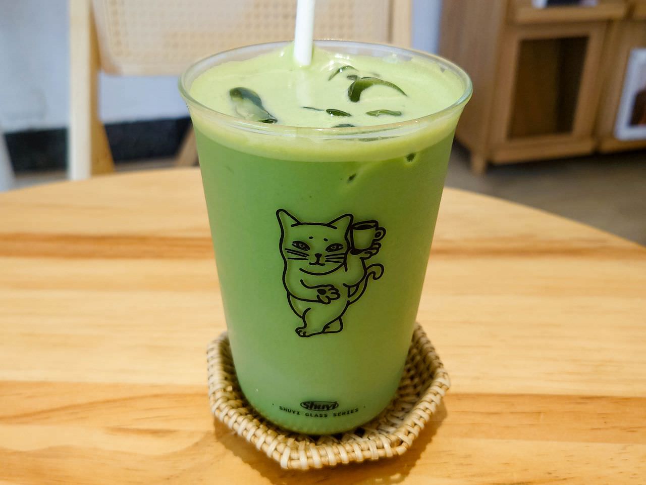 [食記][台南市] 盈盈甜點 — 台南毛巾捲專賣店，抹茶控必吃抹茶流心毛巾捲。