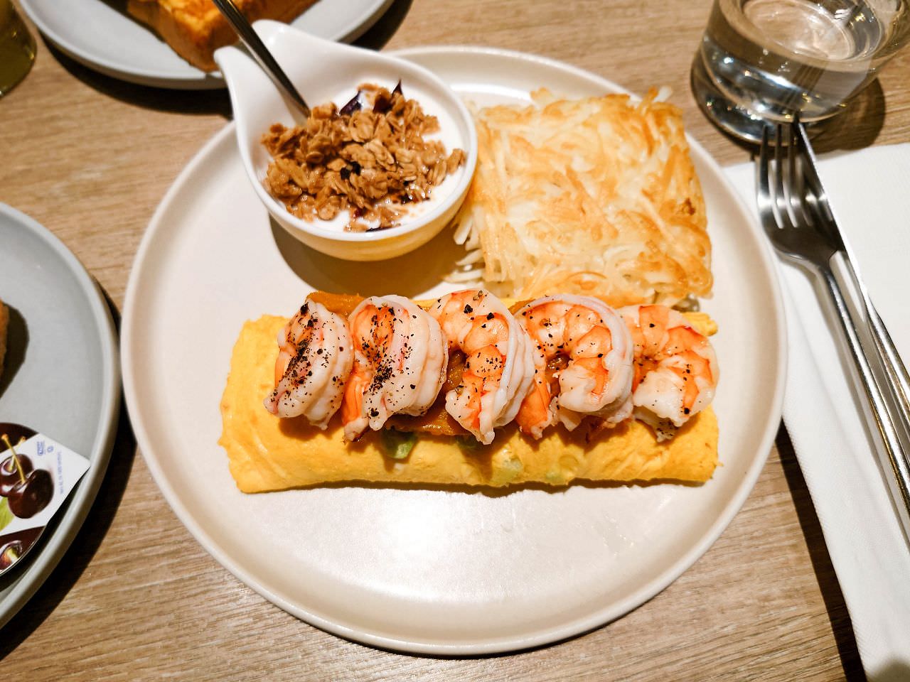 [食記][台北市] M One Cafe A11館 — 信義商圈森林風美式早午餐餐廳