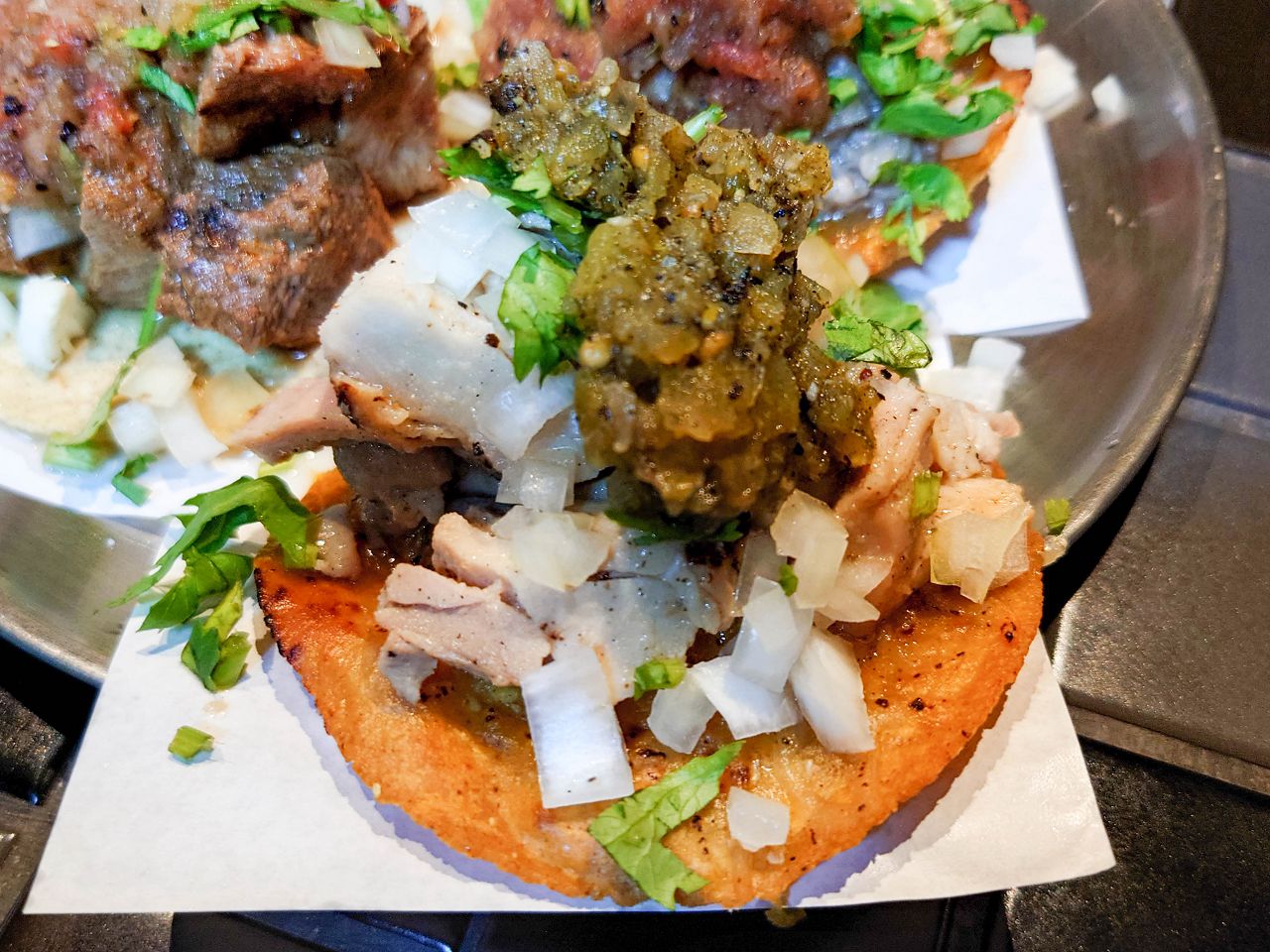 [食記][台北市] Chale Tacos 墨西哥餐廳 — LA街頭風格墨西哥料理餐廳，純手工自製道地口味的塔可。