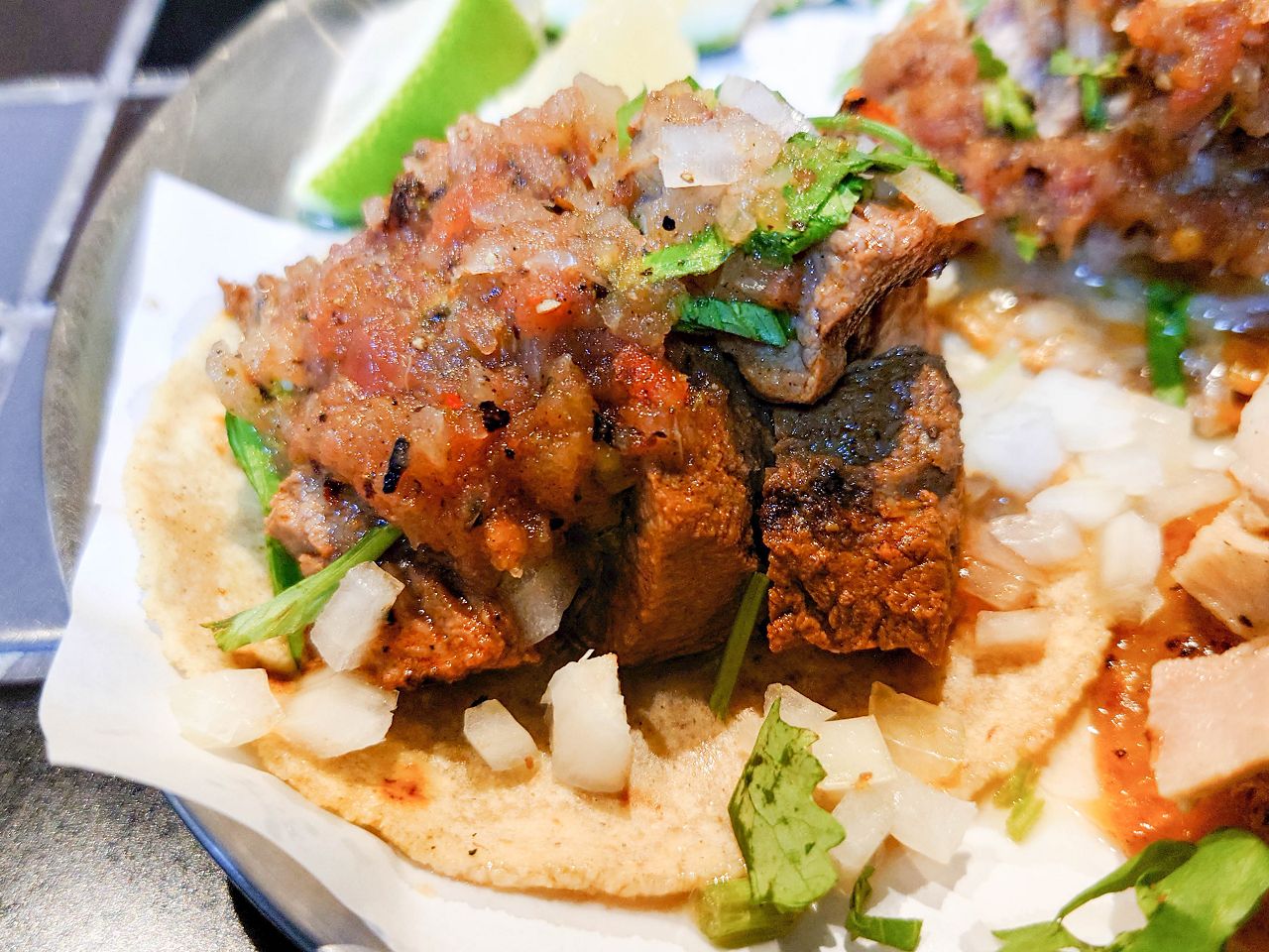 [食記][台北市] Chale Tacos 墨西哥餐廳 — LA街頭風格墨西哥料理餐廳，純手工自製道地口味的塔可。
