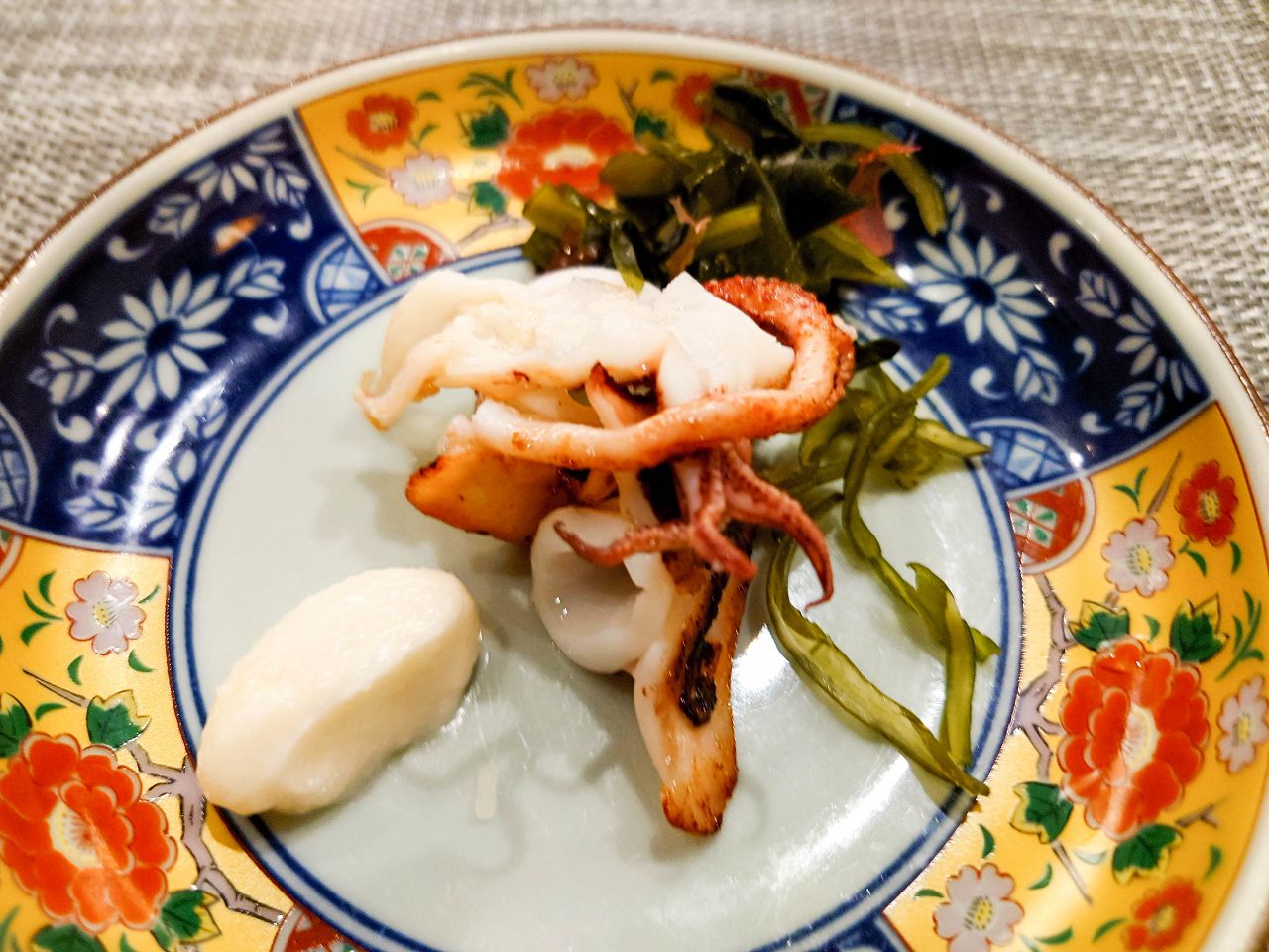 [食記][台北市] 明水然・樂-無菜單鐵板燒 信義松菸店 — 信義松菸商務聚餐、約會、慶生首選，推薦文青網紅最愛的人氣爆紅頂級無菜單鐵板燒就在信義松菸，不預約一定吃不到。