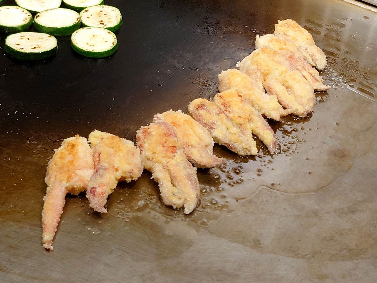 [食記][台北市] 明水然・樂-無菜單鐵板燒 信義松菸店 — 信義松菸商務聚餐、約會、慶生首選，推薦文青網紅最愛的人氣爆紅頂級無菜單鐵板燒就在信義松菸，不預約一定吃不到。
