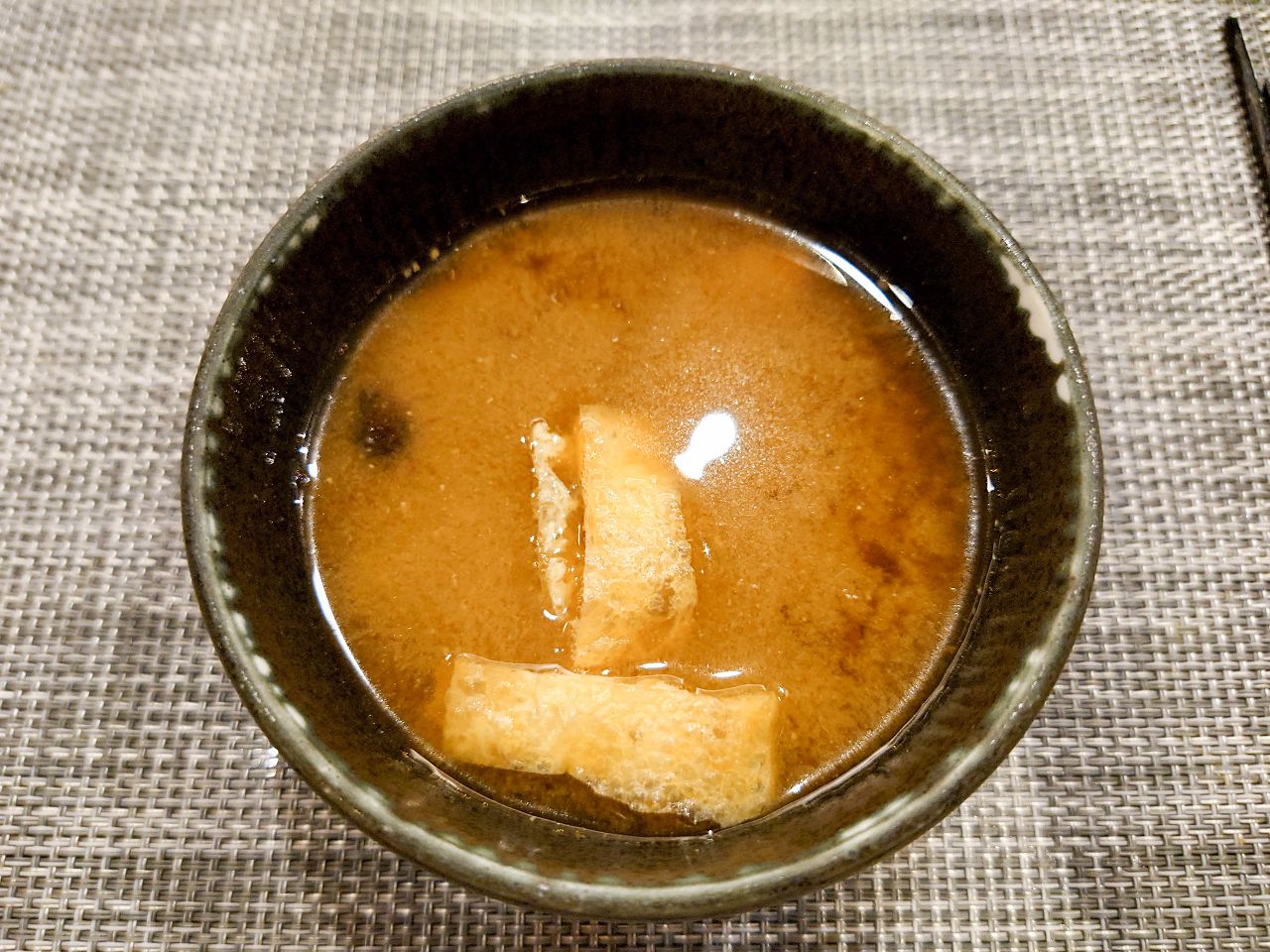[食記][台北市] 明水然・樂-無菜單鐵板燒 信義松菸店 — 信義松菸商務聚餐、約會、慶生首選，推薦文青網紅最愛的人氣爆紅頂級無菜單鐵板燒就在信義松菸，不預約一定吃不到。