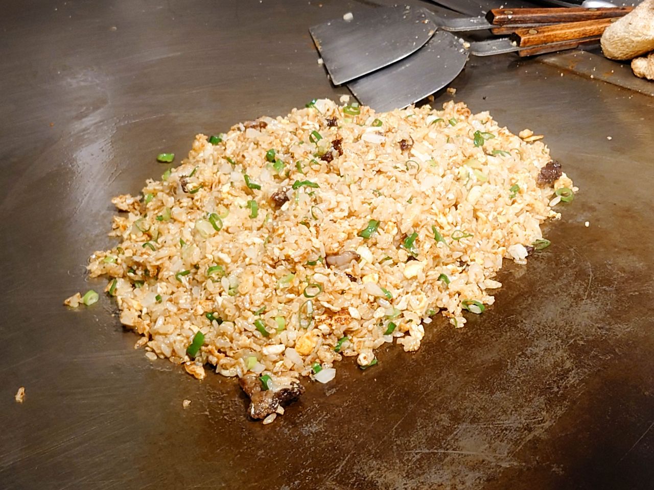 [食記][台北市] 明水然・樂-無菜單鐵板燒 信義松菸店 — 信義松菸商務聚餐、約會、慶生首選，推薦文青網紅最愛的人氣爆紅頂級無菜單鐵板燒就在信義松菸，不預約一定吃不到。