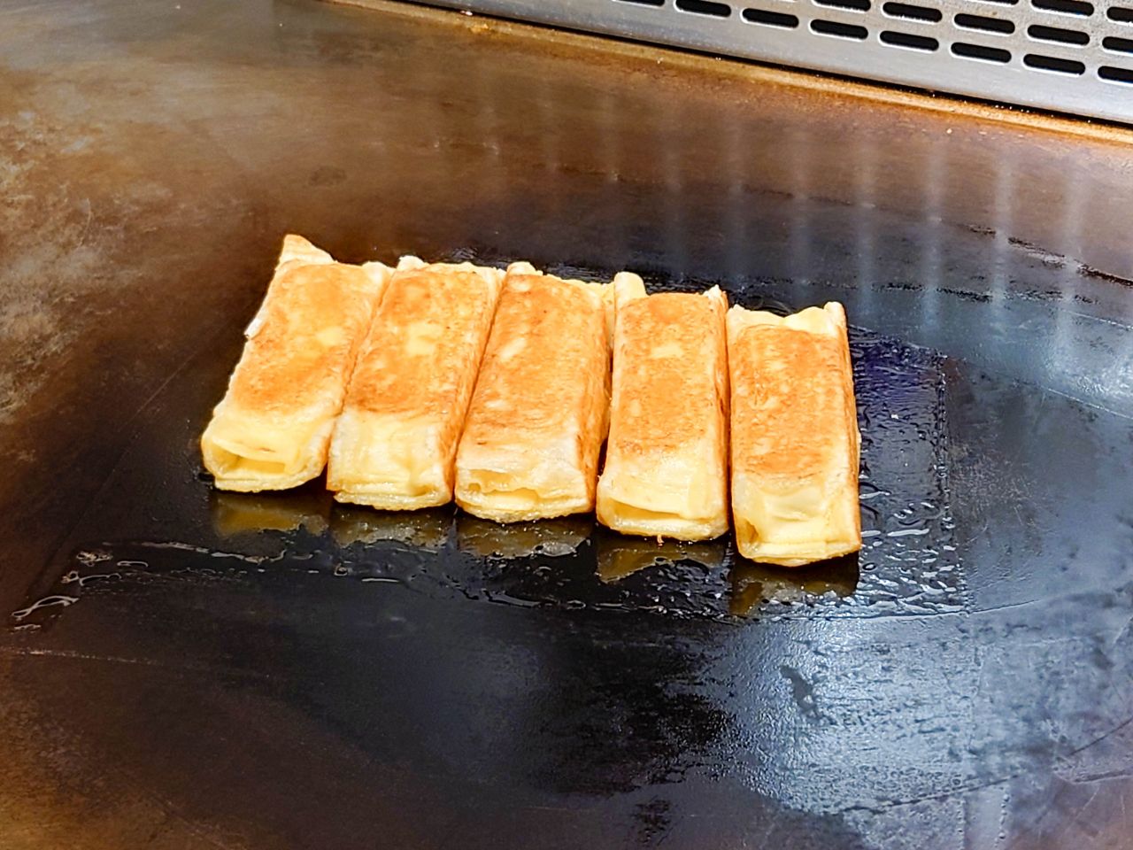 [食記][台北市] 明水然・樂-無菜單鐵板燒 信義松菸店 — 信義松菸商務聚餐、約會、慶生首選，推薦文青網紅最愛的人氣爆紅頂級無菜單鐵板燒就在信義松菸，不預約一定吃不到。