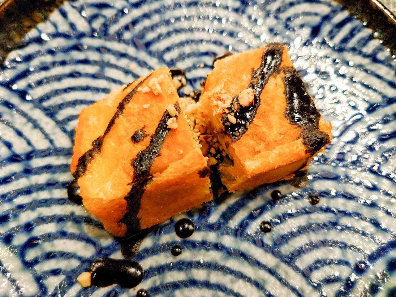 [食記][台北市] 明水然・樂-無菜單鐵板燒 信義松菸店 — 信義松菸商務聚餐、約會、慶生首選，推薦文青網紅最愛的人氣爆紅頂級無菜單鐵板燒就在信義松菸，不預約一定吃不到。