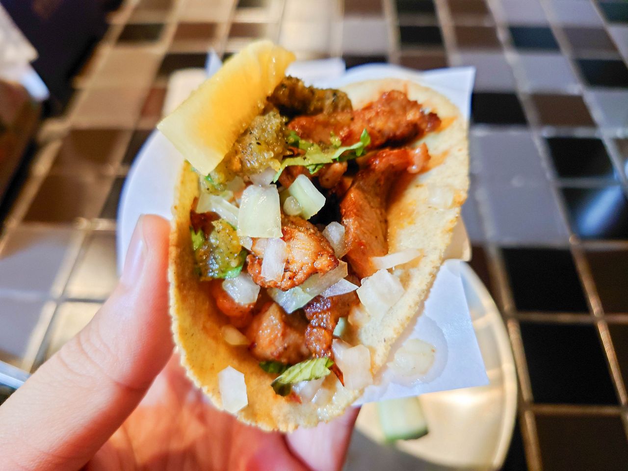[食記][台北市] Chale Tacos 墨西哥餐廳 — LA街頭風格墨西哥料理餐廳，純手工自製道地口味的塔可。