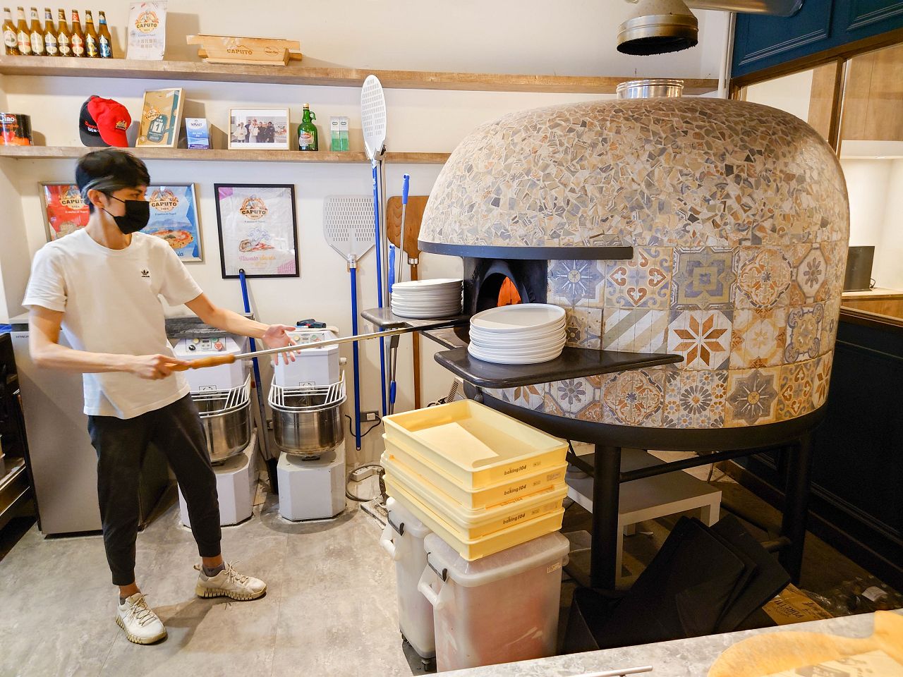 [食記][台北市] Gira Pizza 旋轉披薩 — 敦化北路巷弄內正統義式窯烤披薩專賣店