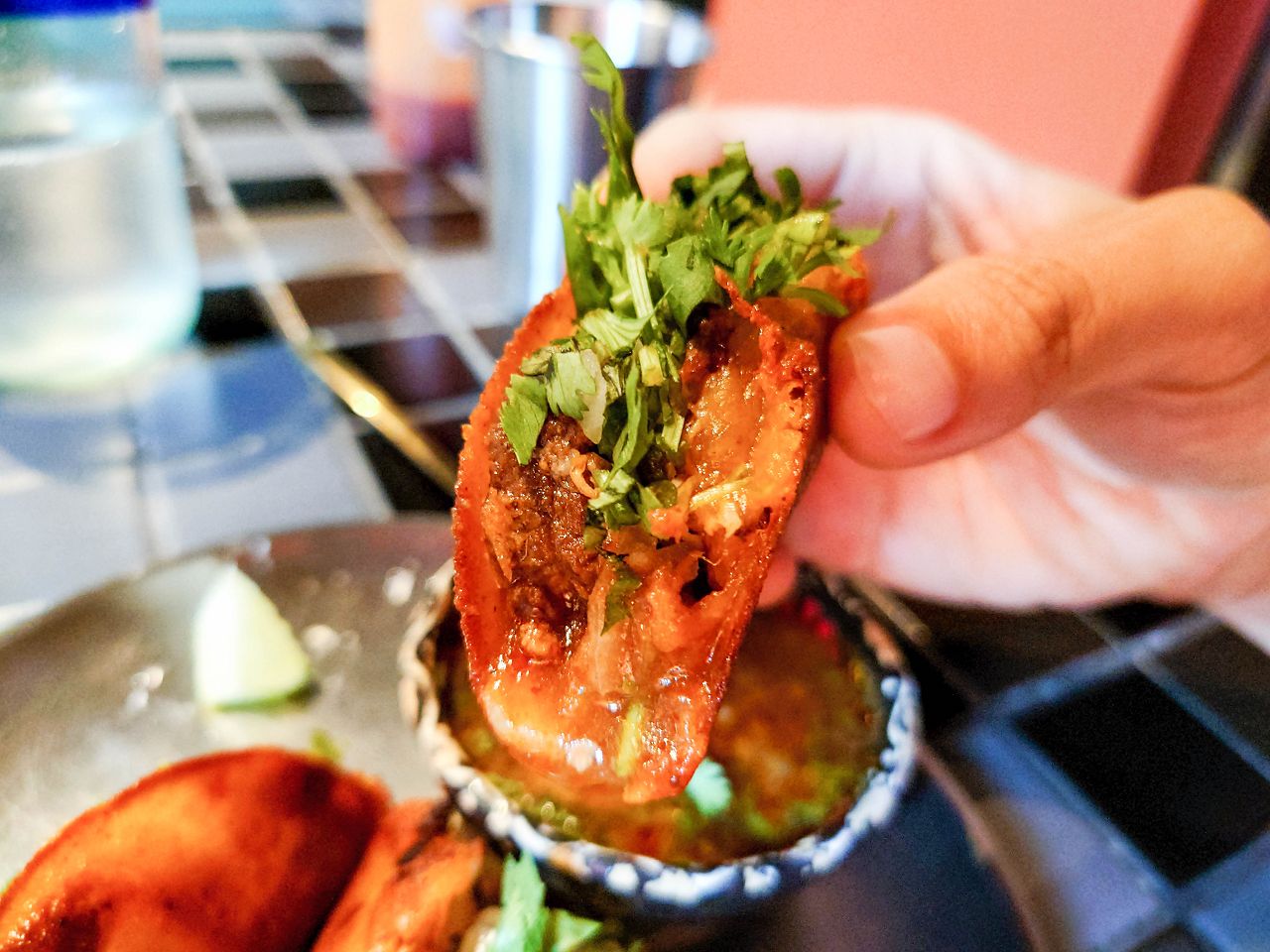 [食記][台北市] Chale Tacos 墨西哥餐廳 — LA街頭風格墨西哥料理餐廳，純手工自製道地口味的塔可。