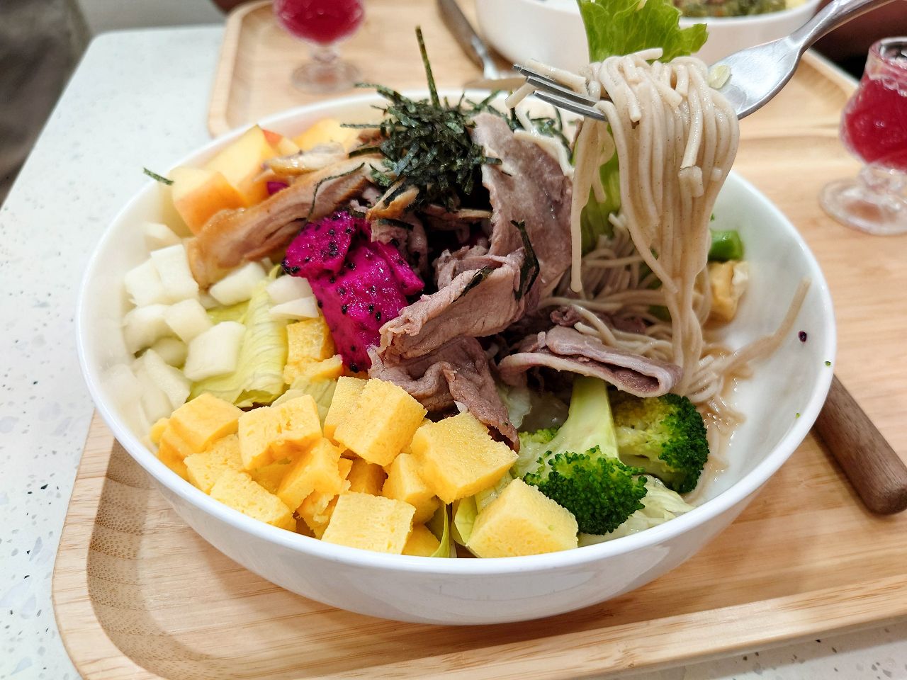 [食記][高雄市] KIWI POKE 建國店 — 道明中學對面夏威夷拌飯、輕食沙拉、健康餐盒專賣店