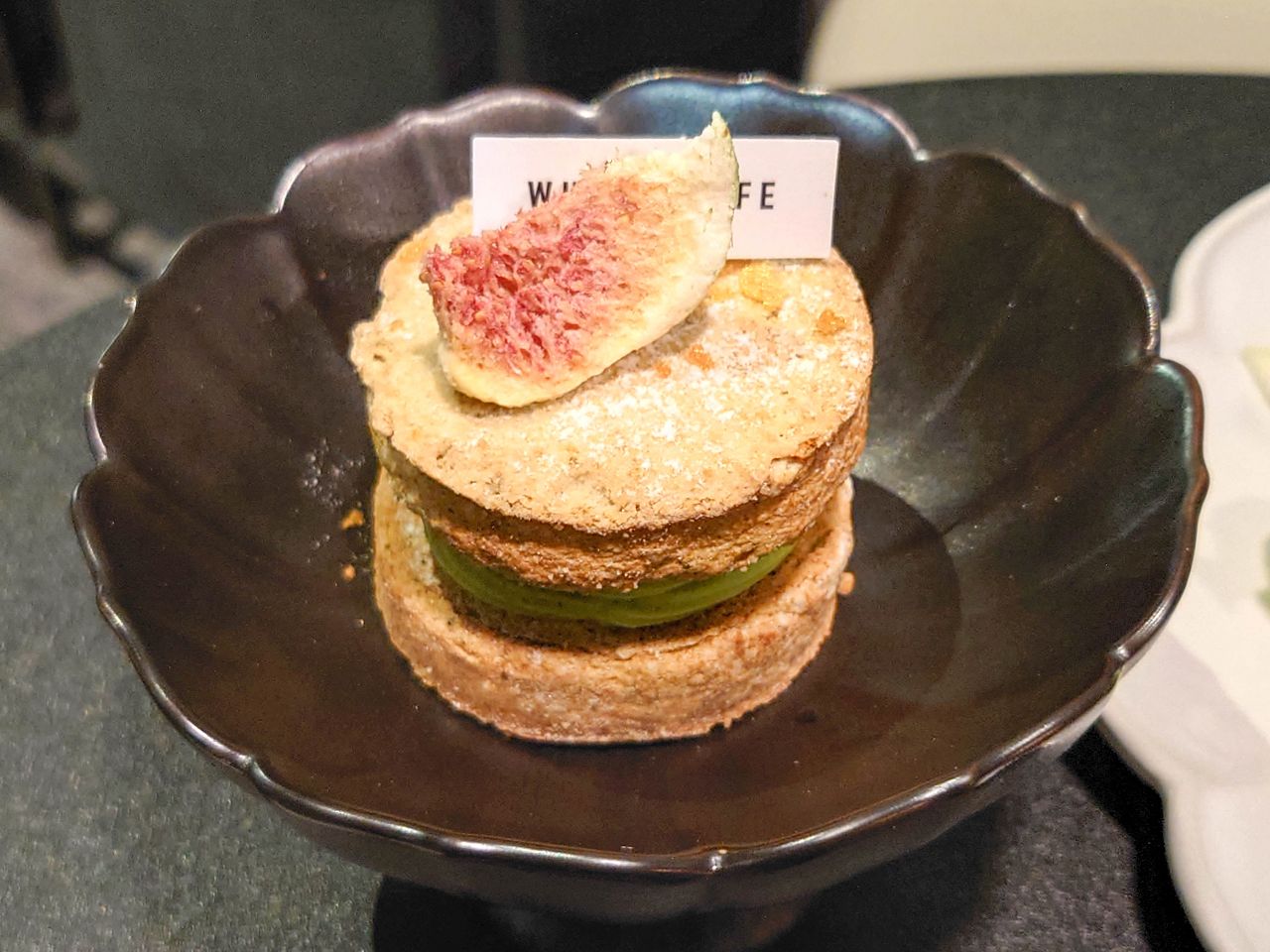 [食記][台北市] 山海 What’s Life Coffee Roasters — 捷運圓山站旁巷弄裡低調沉穩風格甜點咖啡廳，精緻高質感擺盤美的手作甜點。