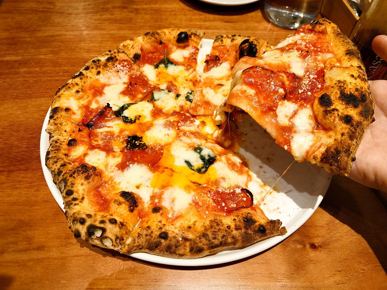 [食記][台北市] Gira Pizza 旋轉披薩 — 敦化北路巷弄內正統義式窯烤披薩專賣店