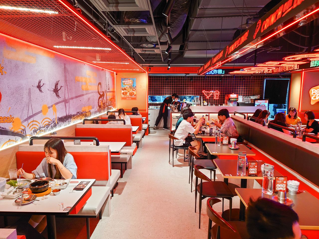 [食記][台北市] Bonchon Chicken 本村韓式炸雞 北車店 — 來自韓國釜山風靡全球的韓式炸雞品牌登台進駐台北車站，被紐約時報評為「紐約最美味炸雞」。