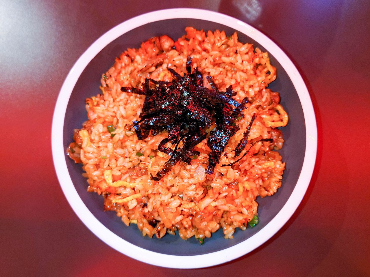 [食記][台北市] Bonchon Chicken 本村韓式炸雞 北車店 — 來自韓國釜山風靡全球的韓式炸雞品牌登台進駐台北車站，被紐約時報評為「紐約最美味炸雞」。