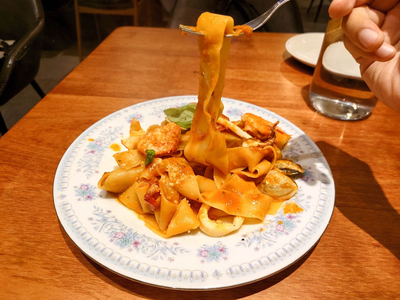 [食記][台北市] Gira Pizza 旋轉披薩 — 敦化北路巷弄內正統義式窯烤披薩專賣店