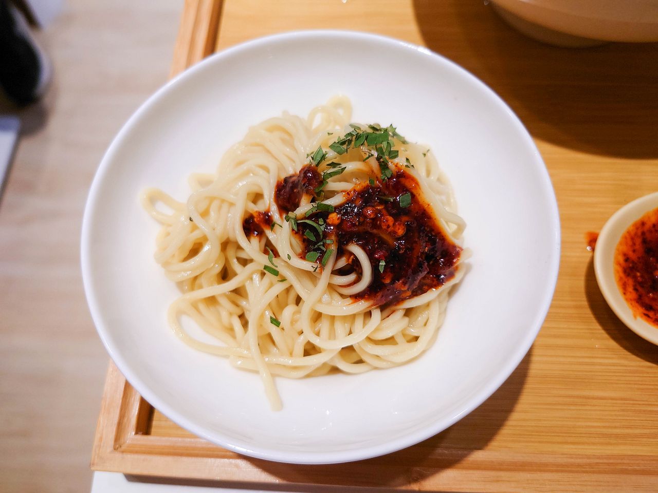[食記][台北市] 仕紳品麵 Gentry Noodle — 加入法式煨雞湯的創意麵食，一麵二吃創新吃法。