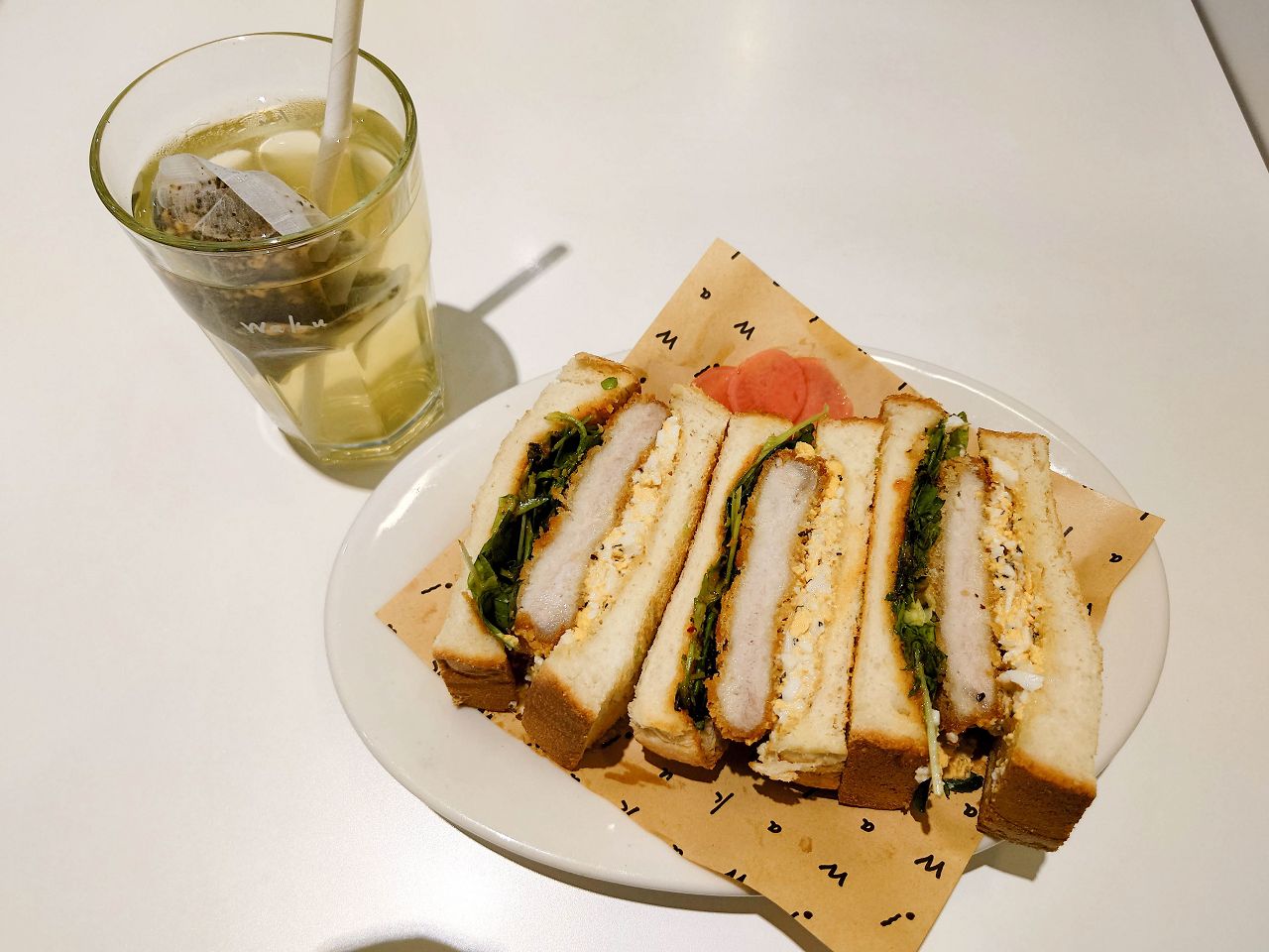 [食記][台北市] Cafe Waku — 老宅內改建的純白色系高質感簡約風咖啡廳