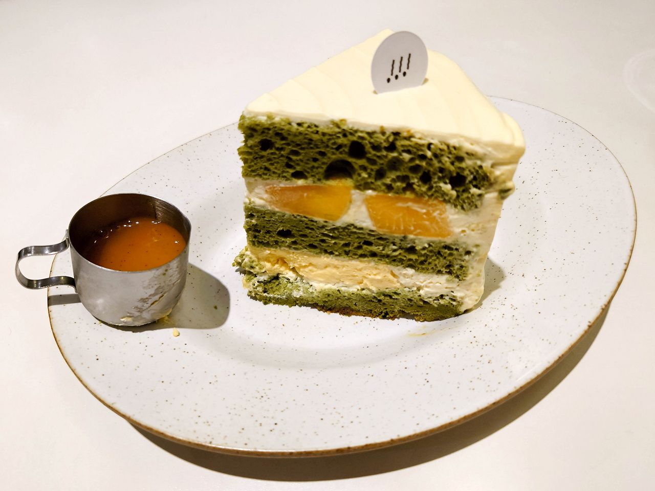 [食記][台北市] Cafe Waku — 老宅內改建的純白色系高質感簡約風咖啡廳