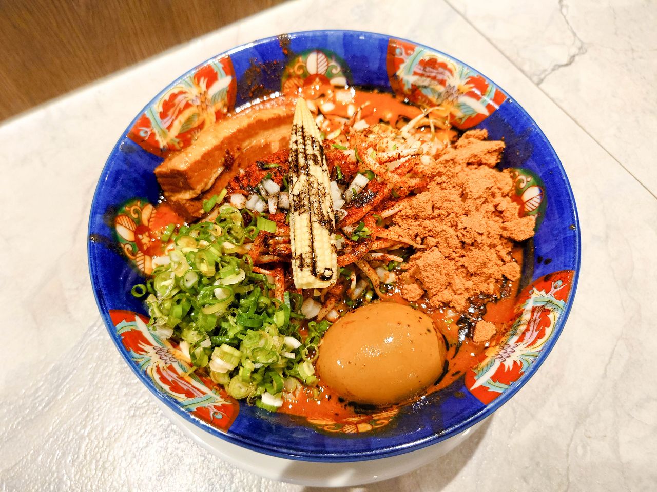[食記][高雄市] 火山湯海 — 漢神巨蛋附近重口味路線拉麵和沾麵專賣店，師承辣麻味噌拉麵名店鬼金棒。
