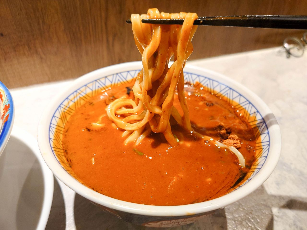 [食記][高雄市] 火山湯海 — 漢神巨蛋附近重口味路線拉麵和沾麵專賣店，師承辣麻味噌拉麵名店鬼金棒。