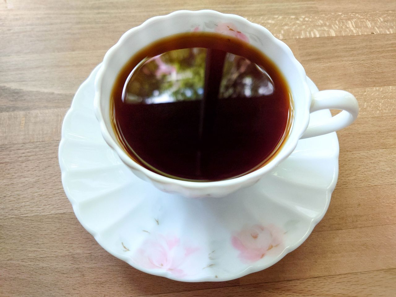 [食記][高雄市] 馤 咖啡。食作 — 左營高鐵站附近復古風格咖啡廳
