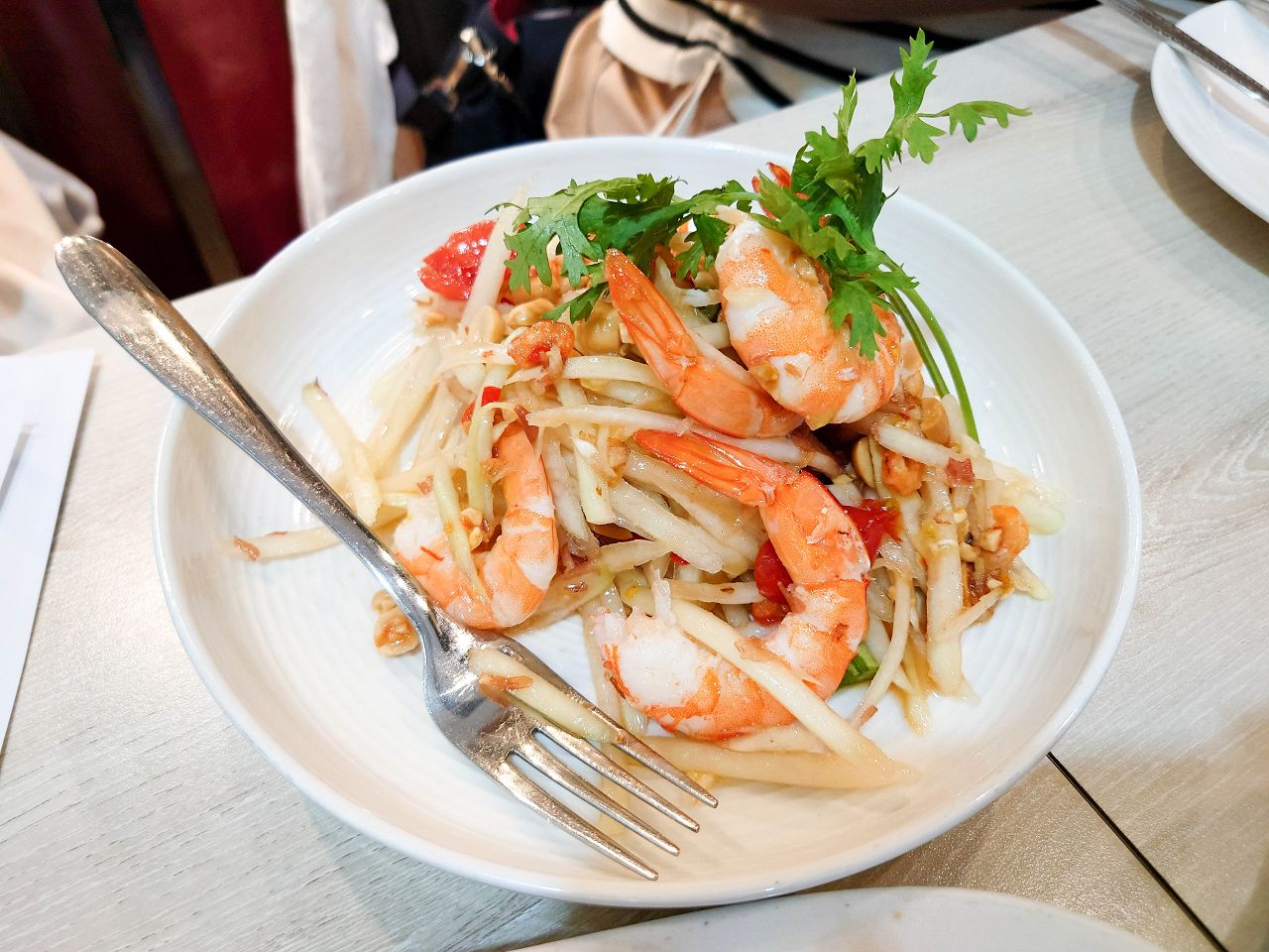 [食記][高雄市] 鴻泰興泰式料理 大昌旗艦店 — 老牌平價泰式料理餐廳，多人合享泰式合菜的好選擇。
