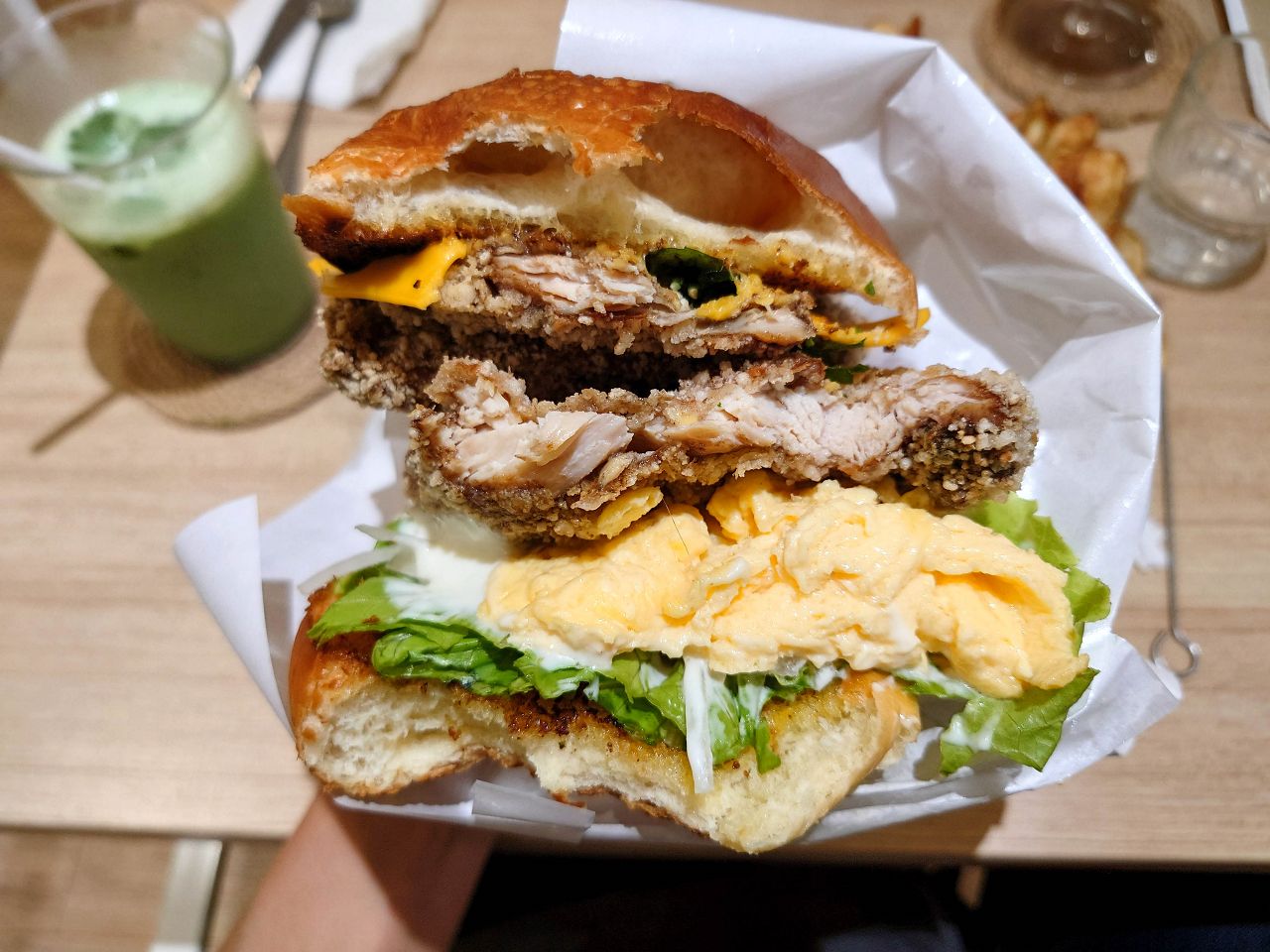 [食記][台北市] 青沐 南京店 (已搬遷) — 主打創意早午餐、漢堡的森林系文青風格餐廳