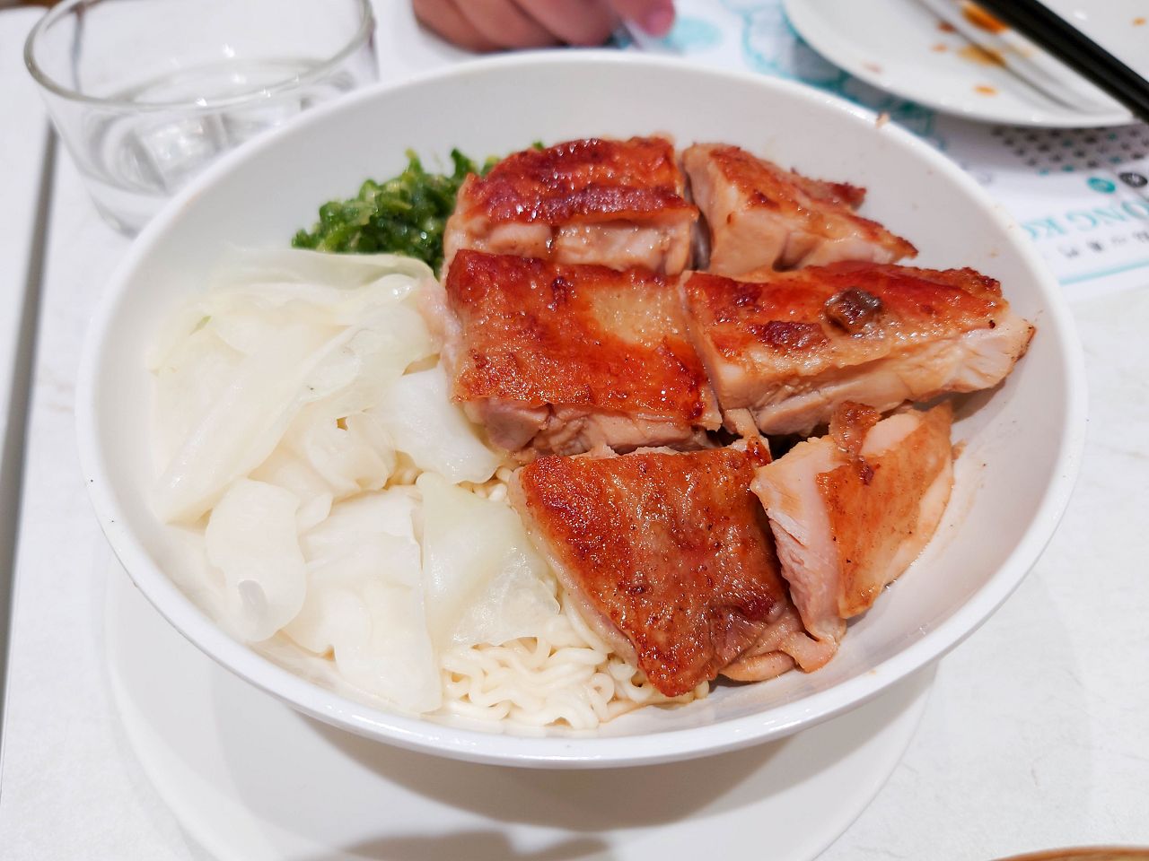 [食記][高雄市] 點點心 漢神巨蛋店 — 自行翻炒香氣十足的食神爆炒牛肉河粉
