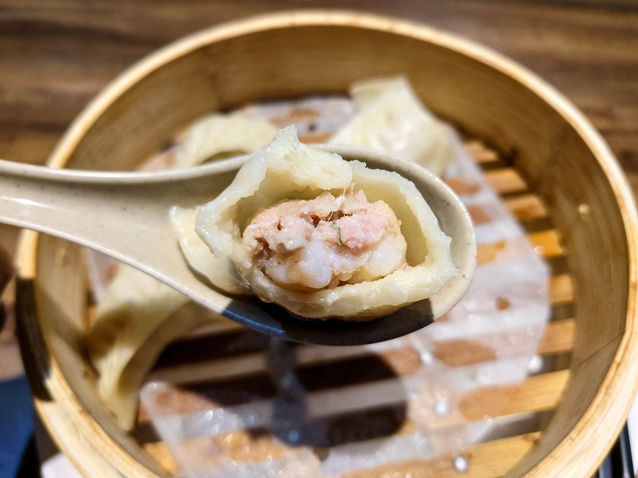 [食記][台北市] 川畝園麵食館 — 高人氣平價小籠湯包、炒飯、捲餅專賣店