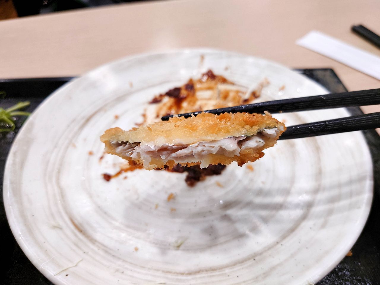 [食記][新北市][板橋區] 郁日式炸豬排 板橋店 — 平價日式炸豬排專賣店，不到200元的炸豬排定食。