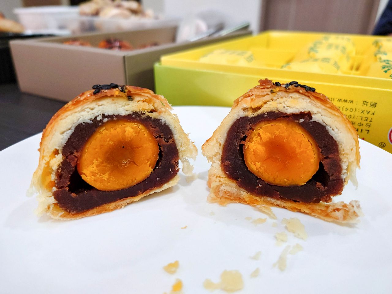 [食記][台北市] 陳耀訓·麵包埠 Yoshi Bakery — 世界冠軍麵包師傅創立的麵包店，每逢中秋檔期超熱賣的紅土蛋黃酥。