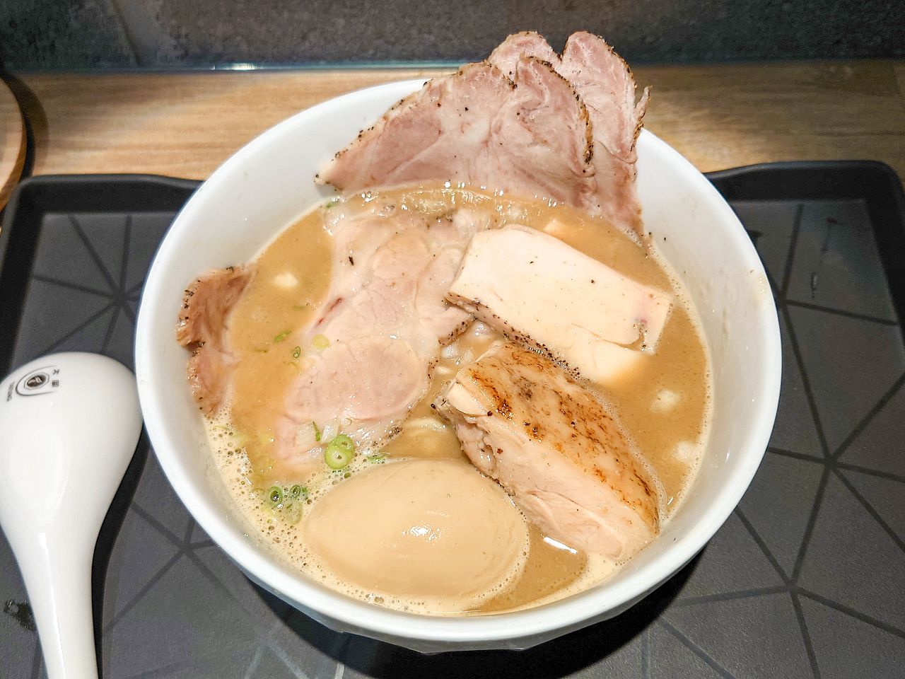 [食記][台北市] 龍鱗拉麵