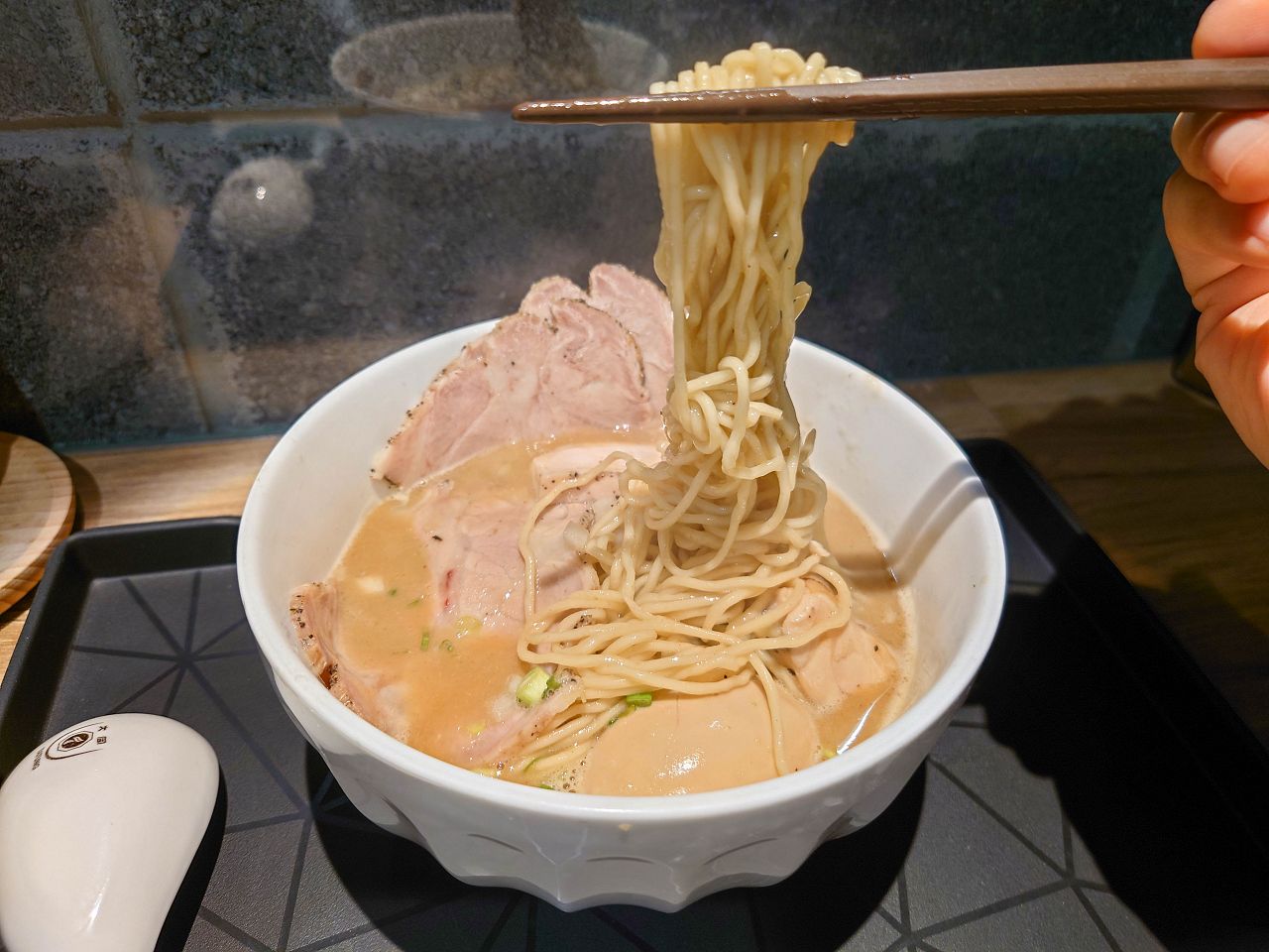 [食記][台北市] 龍鱗拉麵