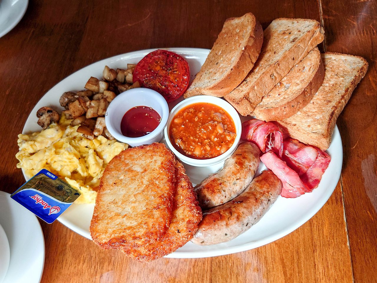 [食記][新北市][板橋區] Lane 72 Bistro 英式餐酒館 — 板橋復古英倫風格英式料理餐廳