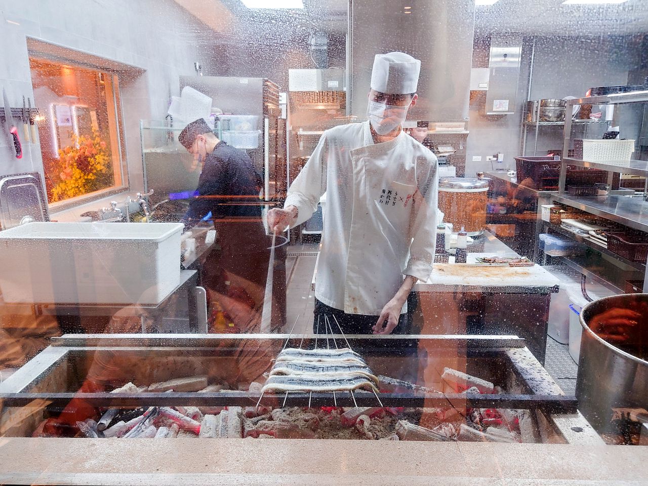 [食記][台北市] うなぎ四代目菊かわ 微風信義店 — 來自日本名古屋米其林推薦老牌鰻魚飯專賣店在微風信義展店，信義商圈鰻魚飯推薦。