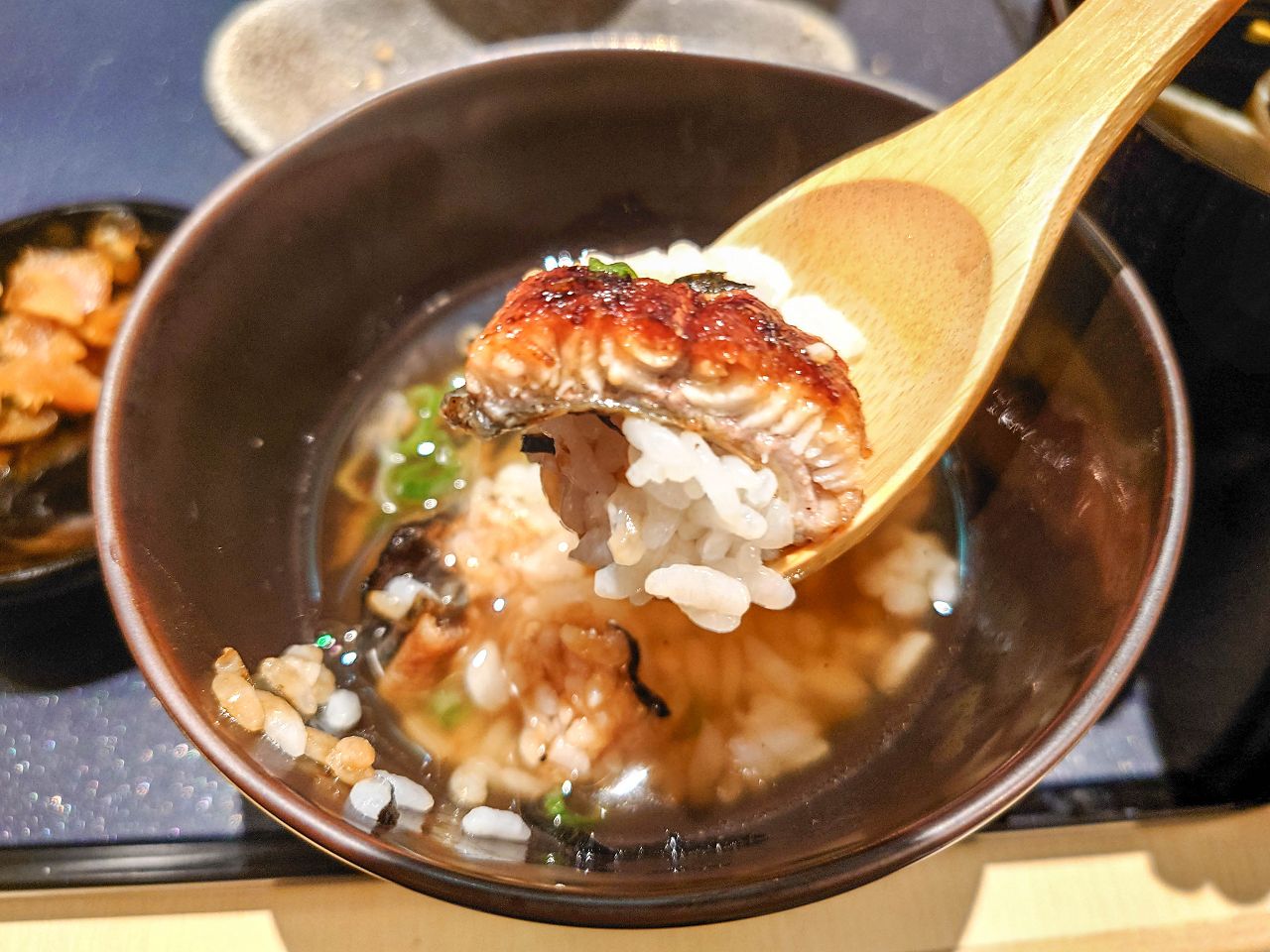 [食記][台北市] うなぎ四代目菊かわ 微風信義店 — 來自日本名古屋米其林推薦老牌鰻魚飯專賣店在微風信義展店，信義商圈鰻魚飯推薦。