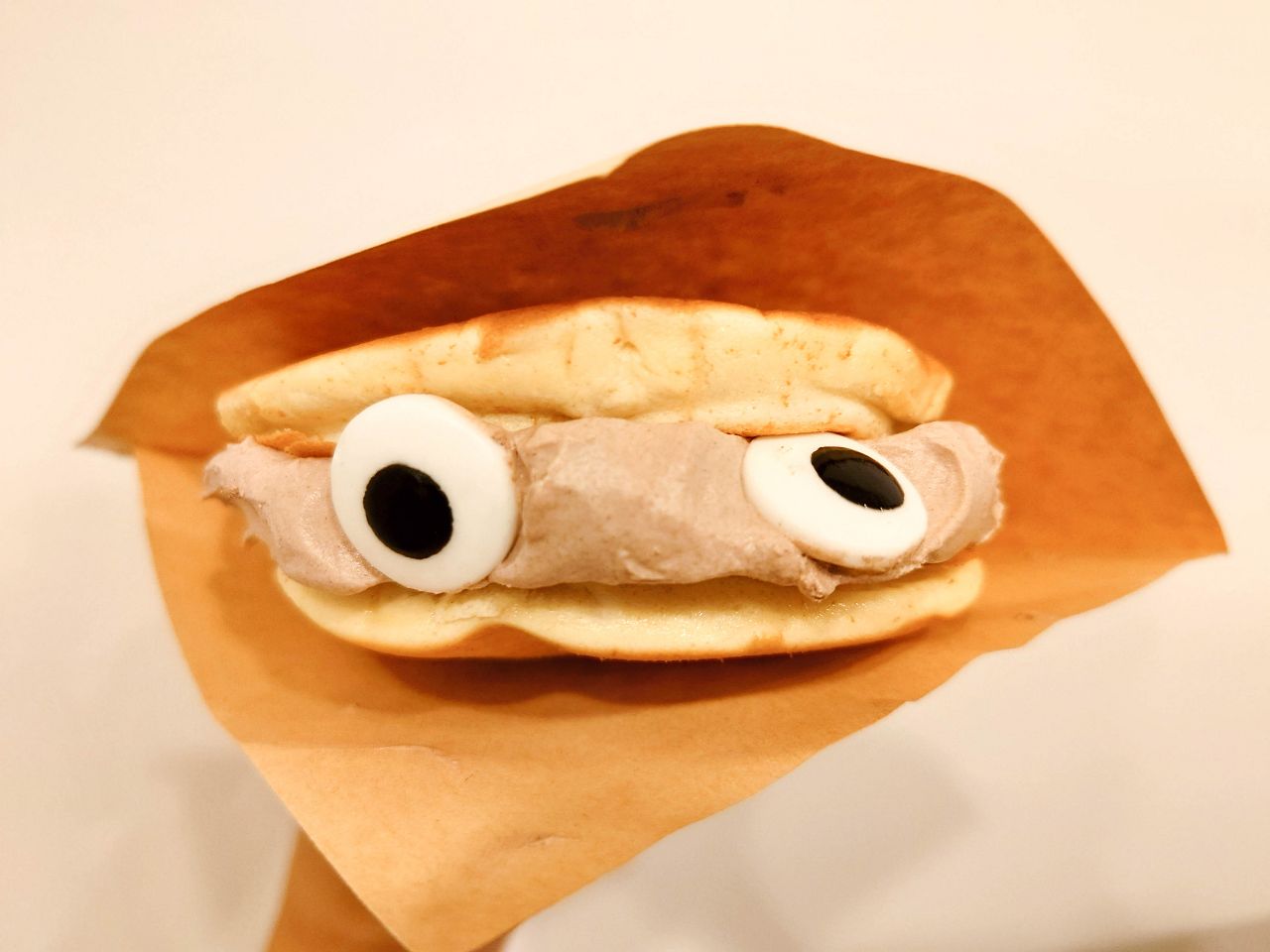 [食記][台北市] 西門那煎銅鑼燒 — 萬年商業大樓地下室現做銅鑼燒專賣店