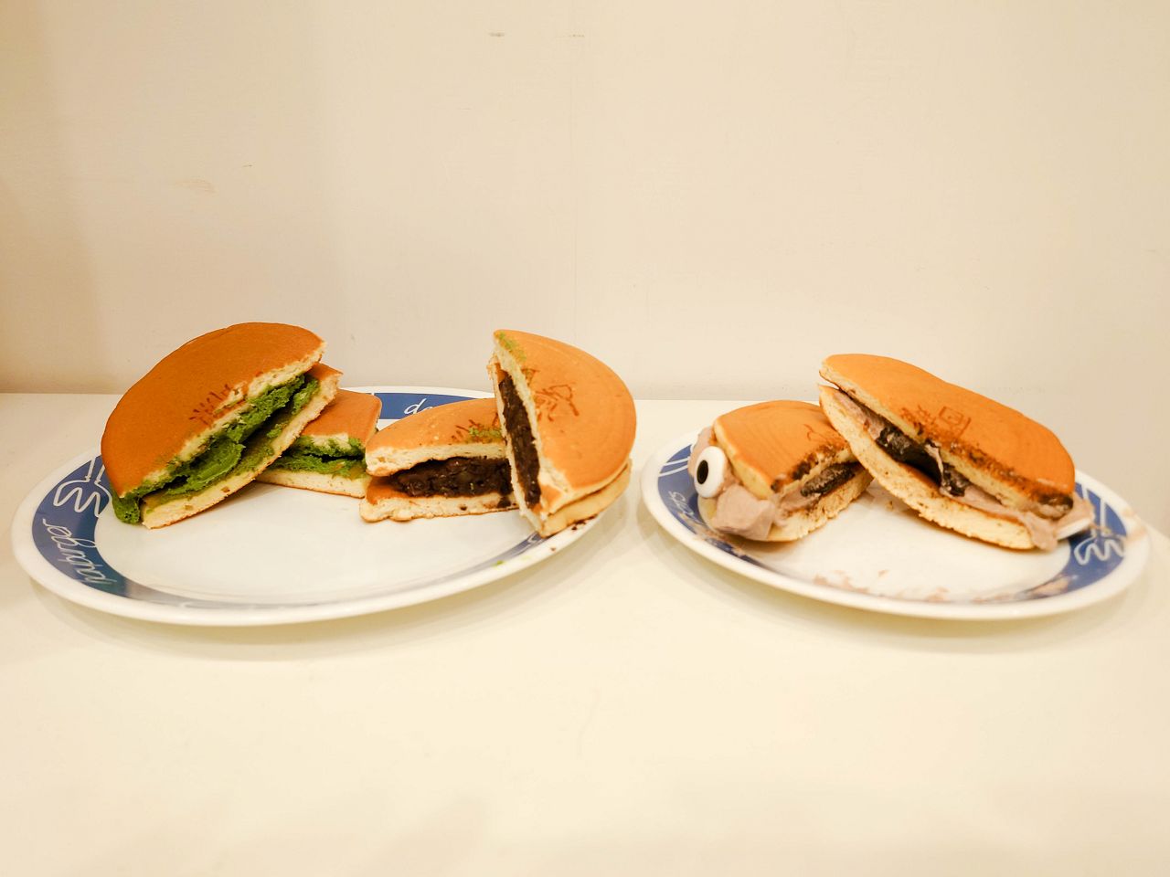 [食記][台北市] 西門那煎銅鑼燒 — 萬年商業大樓地下室現做銅鑼燒專賣店