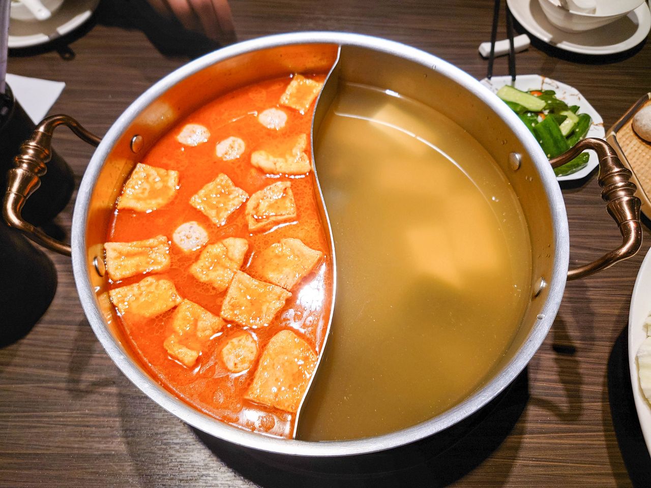 [食記][台北市] 沐澄螺螄粉鴛鴦鍋 — 獨創螺螄粉結合火鍋