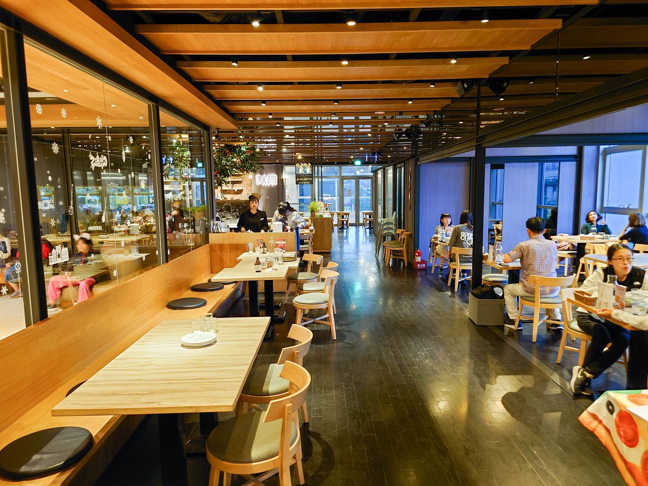 [食記][新北市][板橋區] 默爾 Pasta Pizza 新北誠品新板店