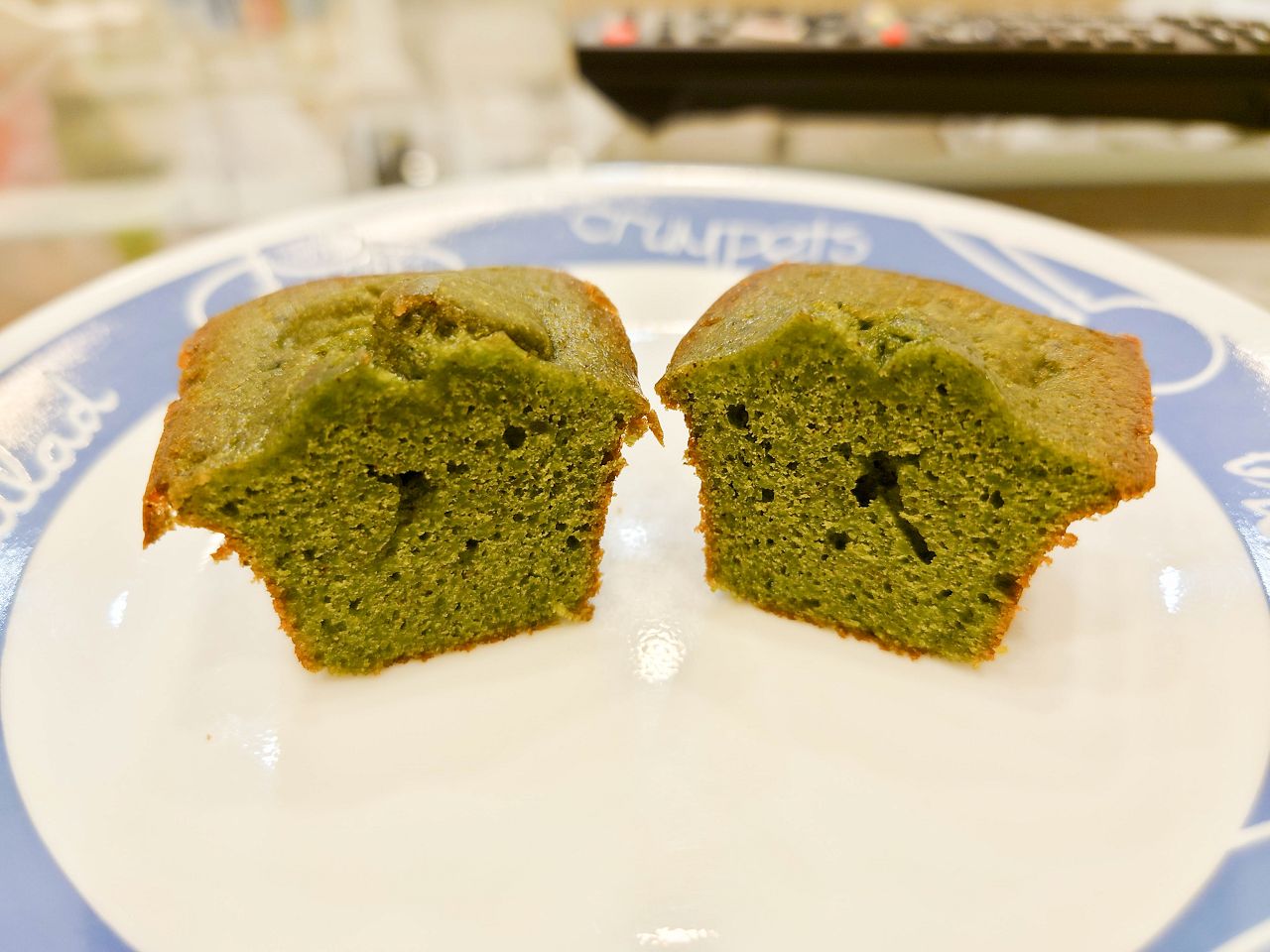 [食記][網購美食] 桑夏甜點 — 夾心、包餡司康專賣店