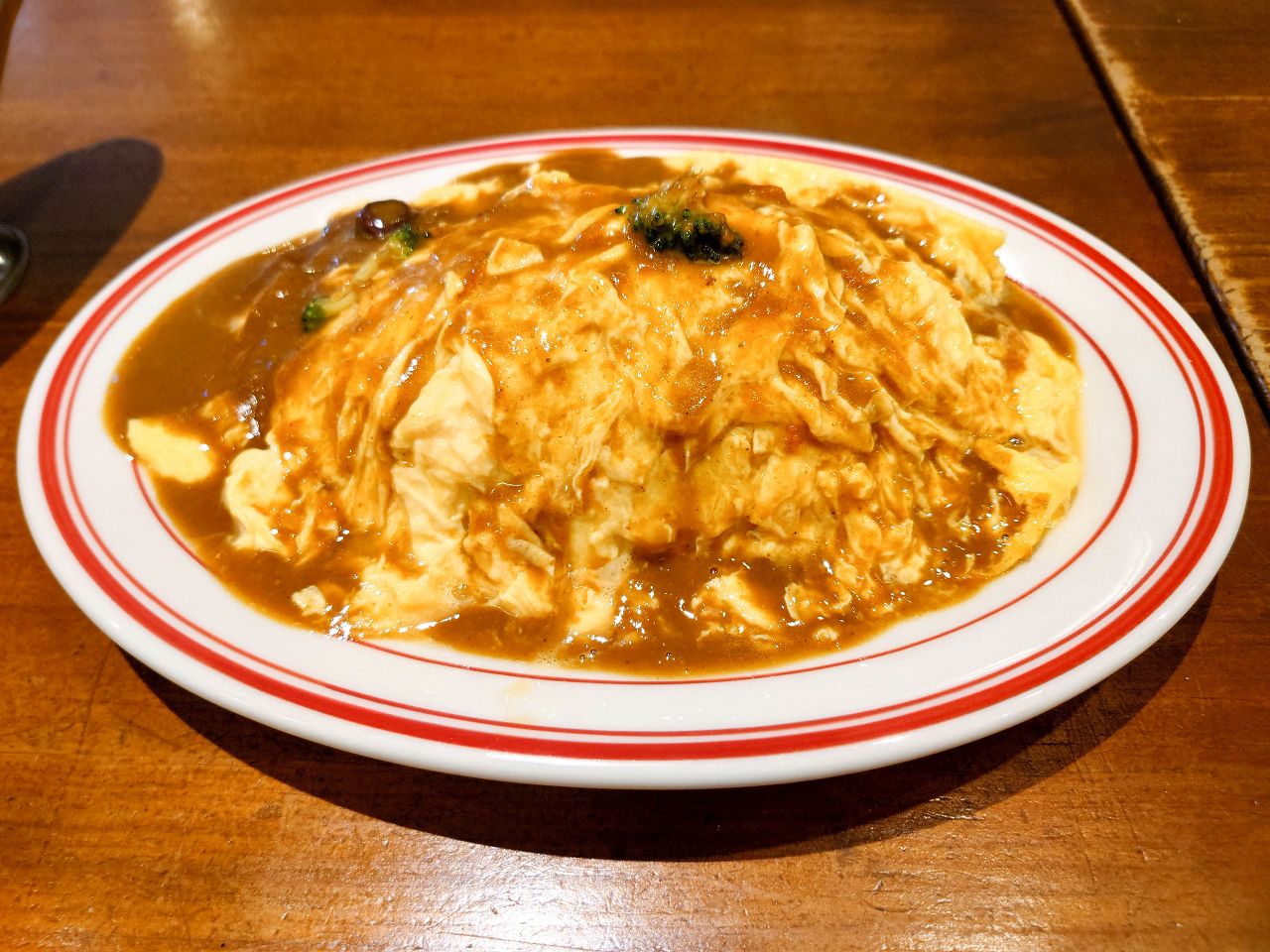 [食記][高雄市] 蝸居咖啡 Sojourner Cafe — 高雄第一家正統日式蛋包飯